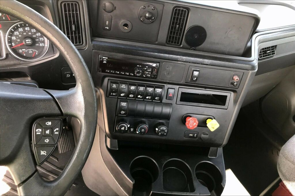 2020 CUM LT625 6×4 Day Cab
