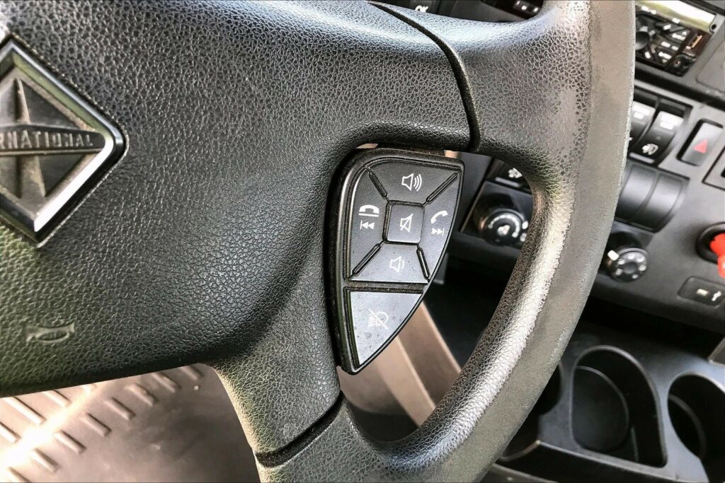 2020 CUM LT625 6×4 Day Cab