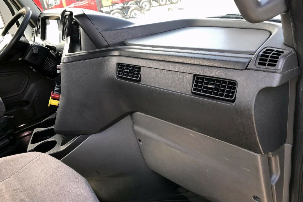 2020 CUM LT625 6×4 Day Cab