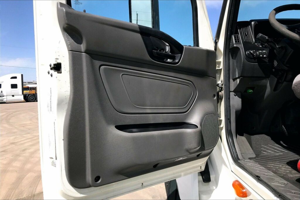 2020 CUM LT625 6×4 Day Cab