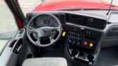 2023 CUM LT625 6X4 Sleeper