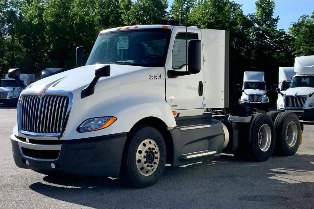 2021 INT LT625 6×4 Day Cab