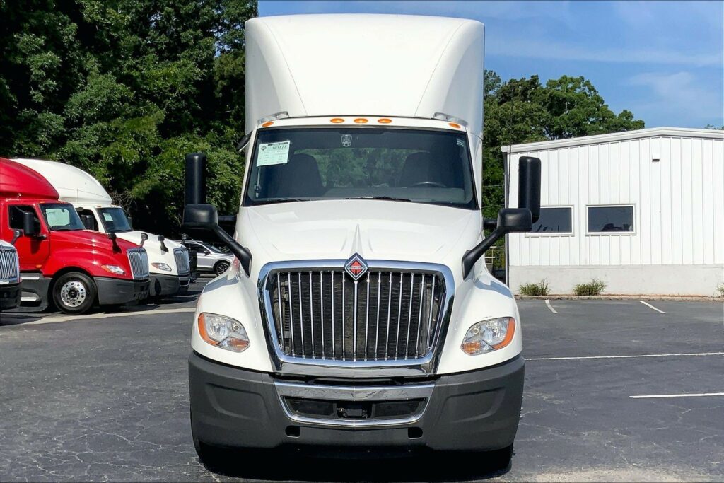 2021 INT LT625 6×4 Day Cab