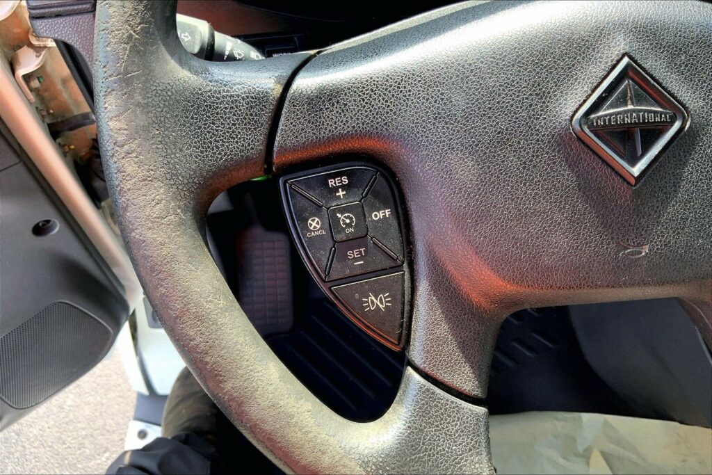 2021 INT LT625 6×4 Day Cab