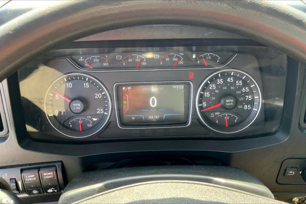 2021 INT LT625 6×4 Day Cab