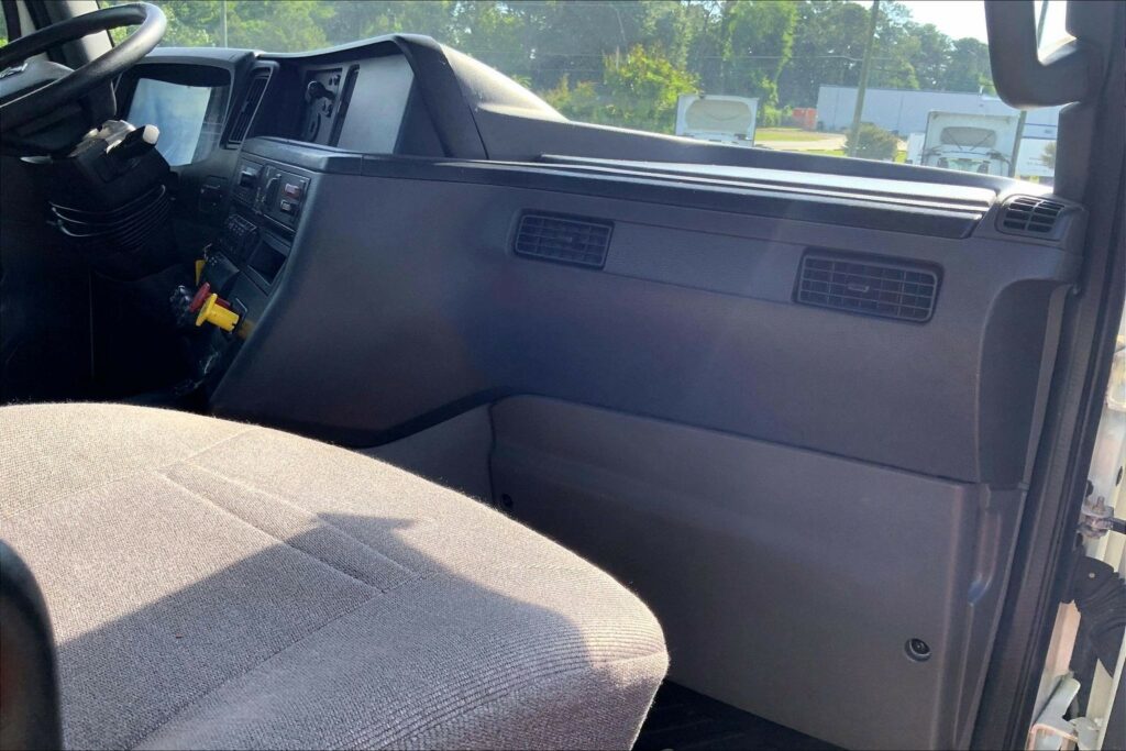 2021 INT LT625 6×4 Day Cab