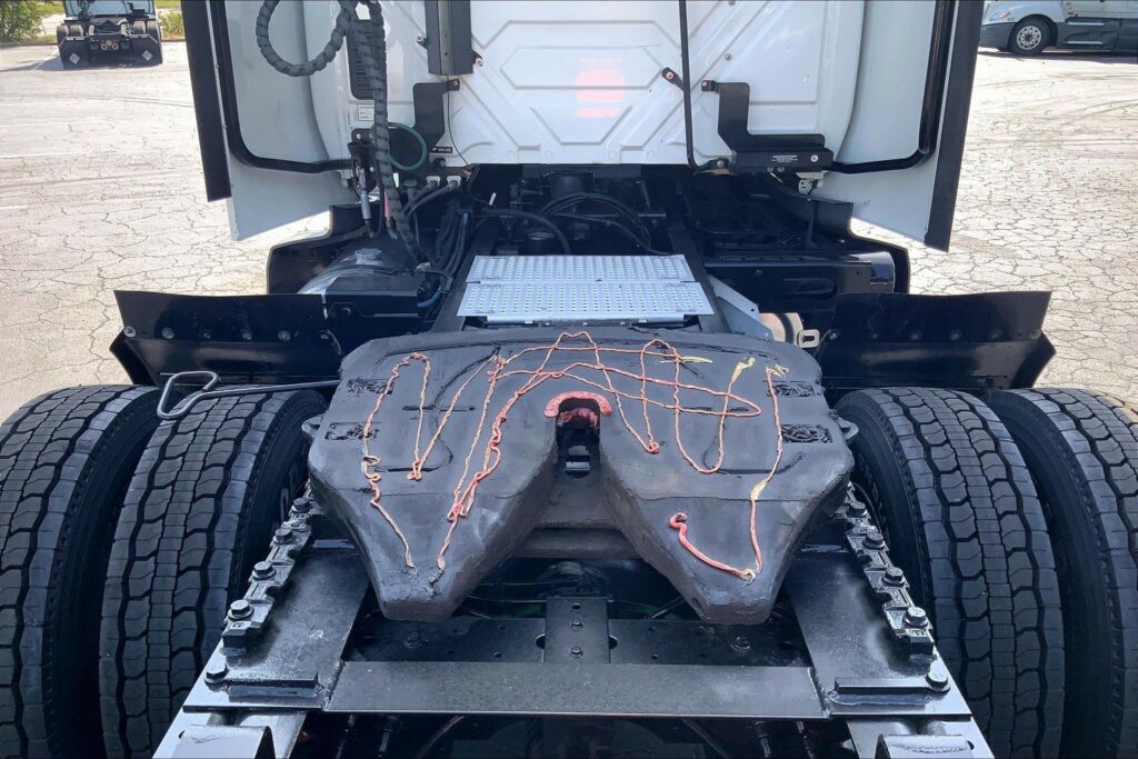 2021 INT LT625 6×4 Day Cab