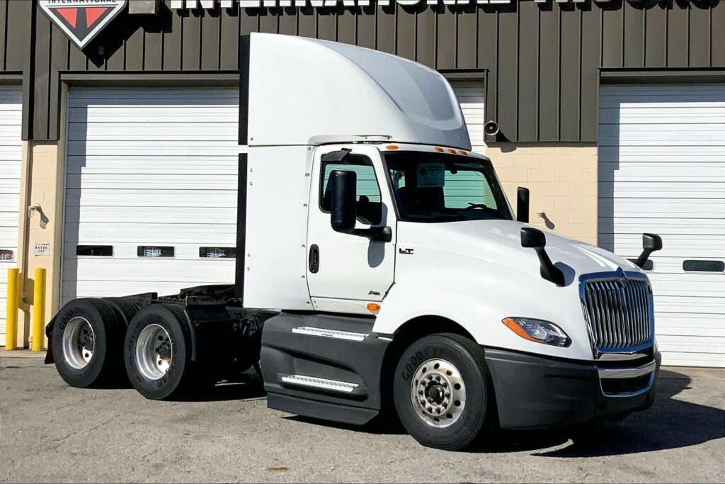 2021 INT LT625 6×4 Day Cab