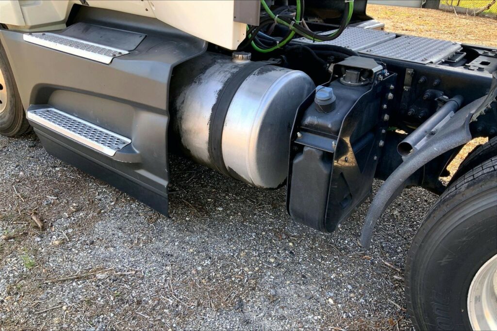 2021 INT LT625 6×4 Day Cab