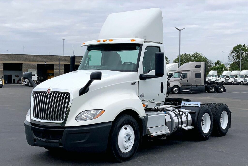 2019 INT LT625 6×4 Day Cab
