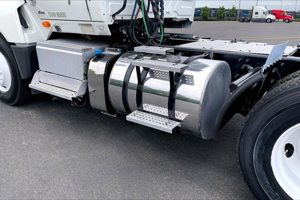2019 INT LT625 6×4 Day Cab