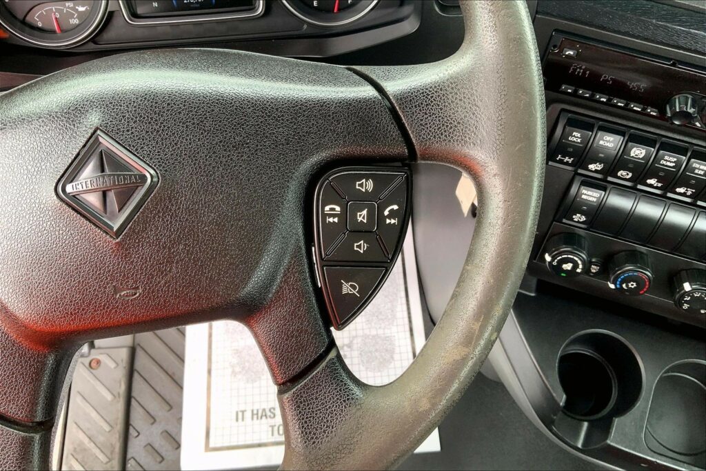 2019 INT LT625 6×4 Day Cab