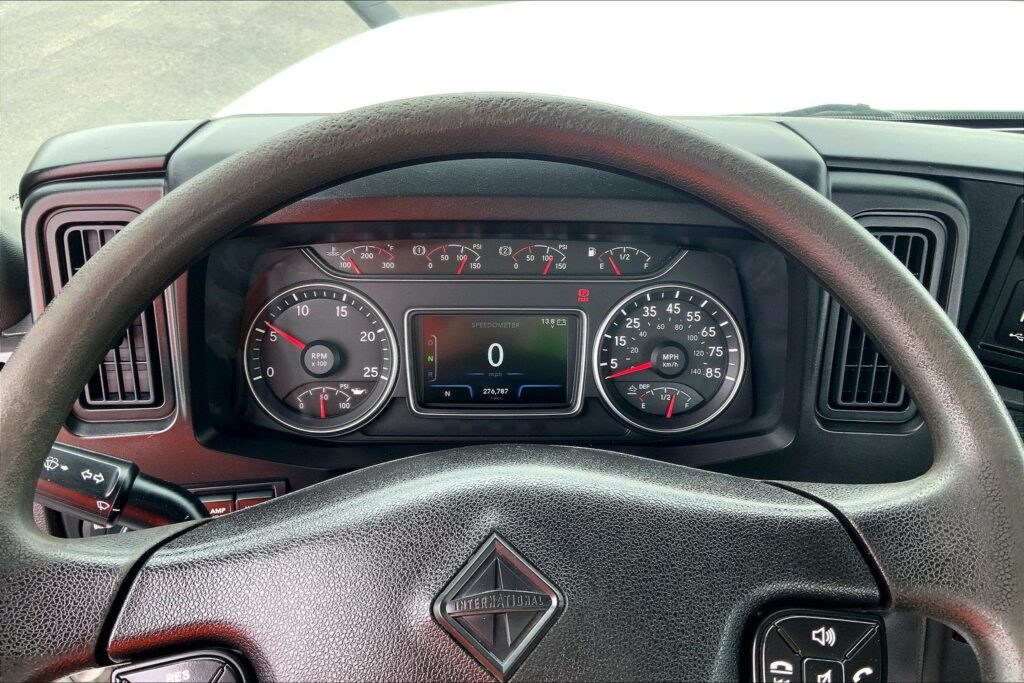 2019 INT LT625 6×4 Day Cab