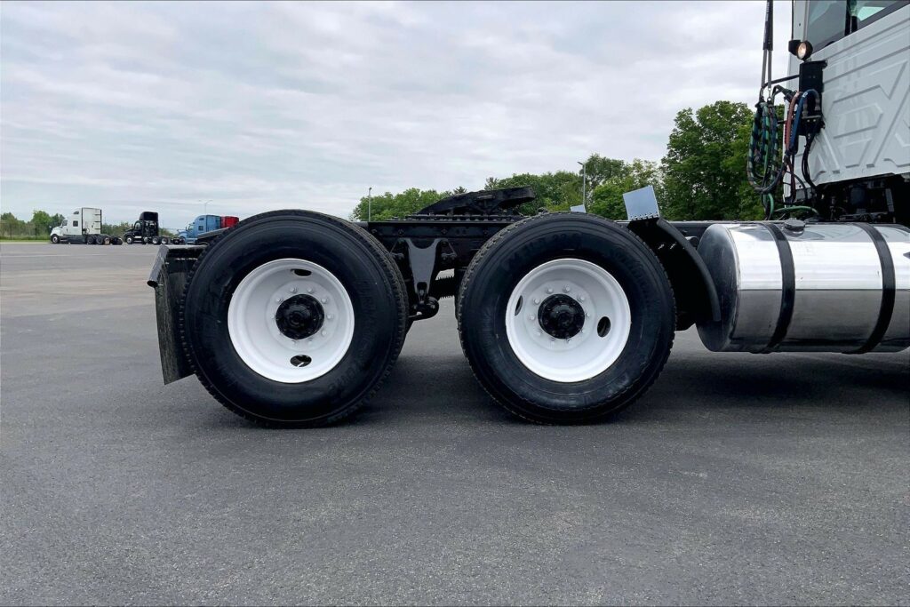 2019 INT LT625 6×4 Day Cab