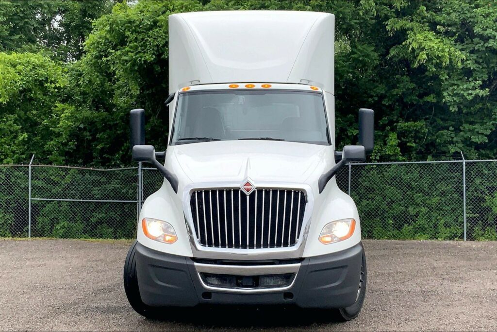 2021 INT LT625 6×4 Day Cab