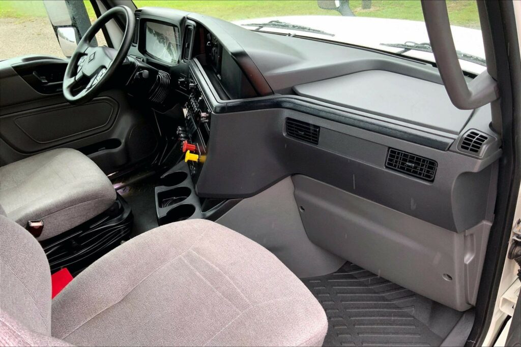 2021 INT LT625 6×4 Day Cab