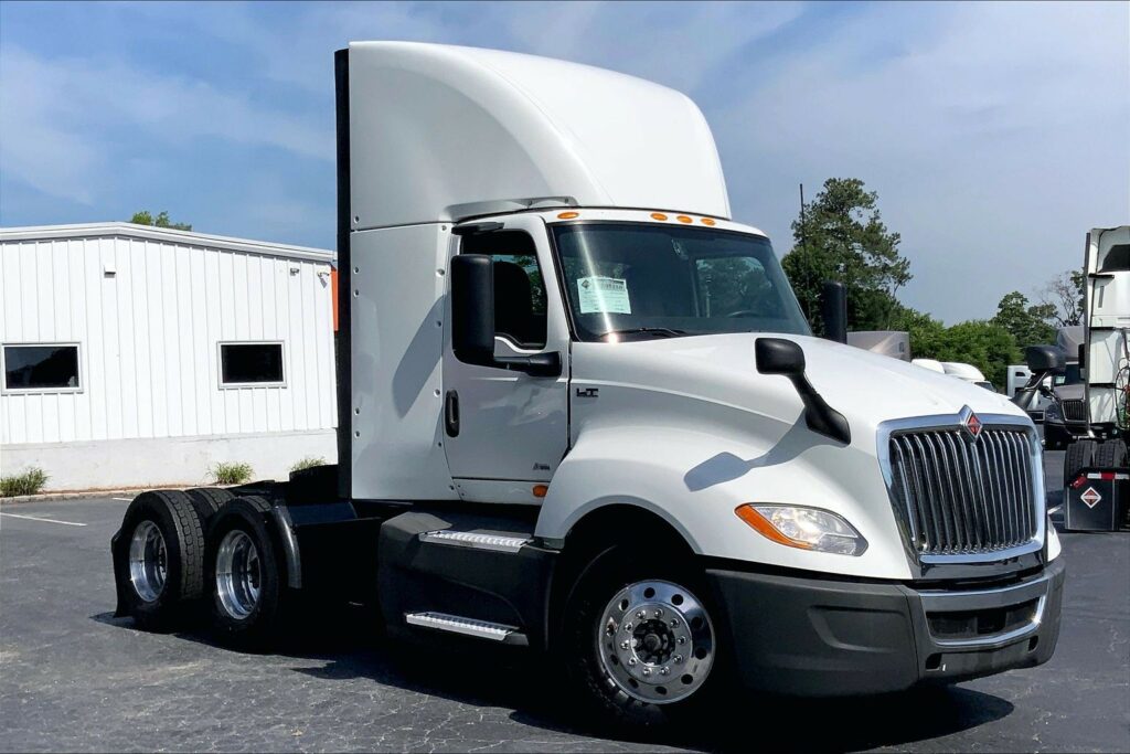 2021 INT LT625 6×4 Day Cab