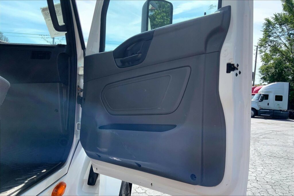 2021 INT LT625 6×4 Day Cab
