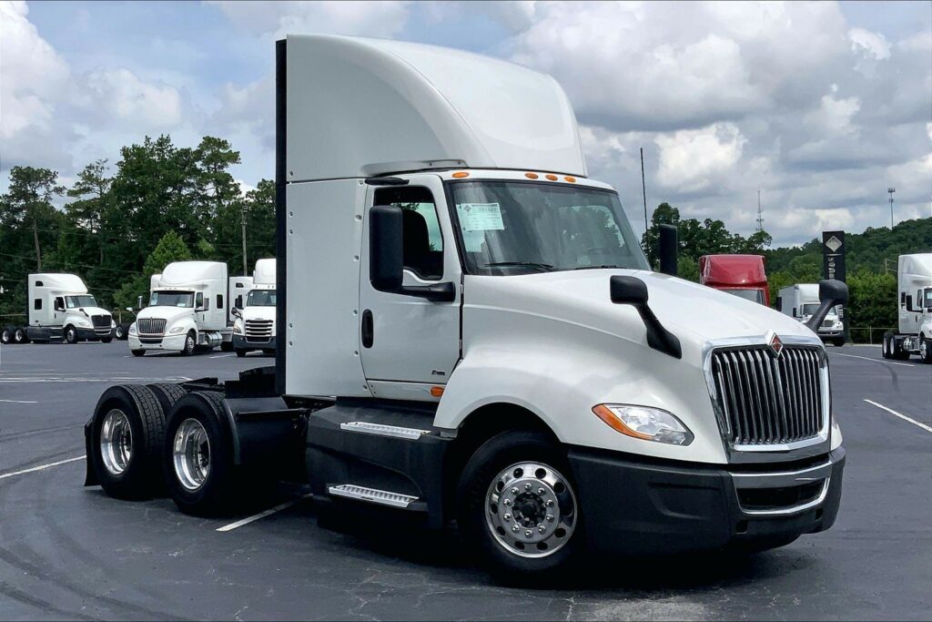 2021 INT LT625 6×4 Day Cab
