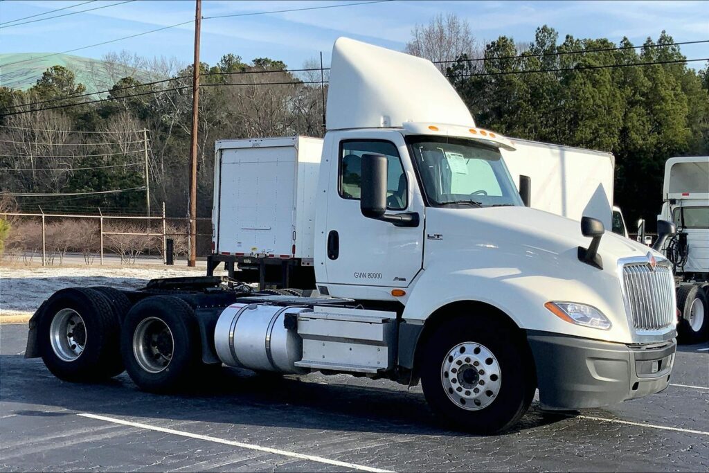 2019 INT LT625 6×4 Day Cab