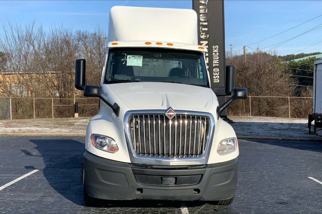2019 INT LT625 6×4 Day Cab