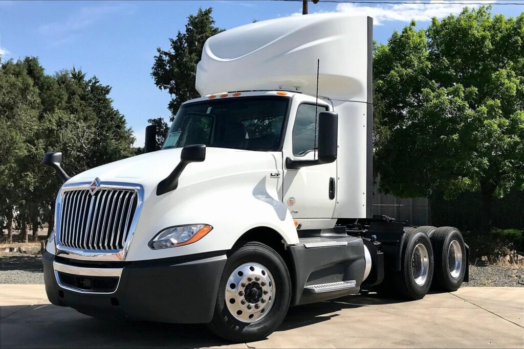 2021 INT LT625 6×4 Day Cab
