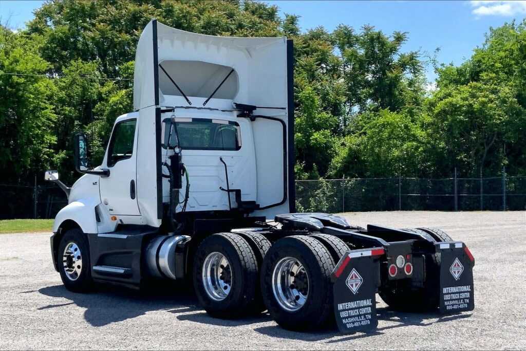 2021 INT LT625 6×4 Day Cab