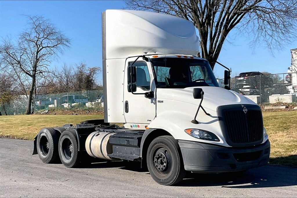 2020 INT RH613 6×4 Day Cab