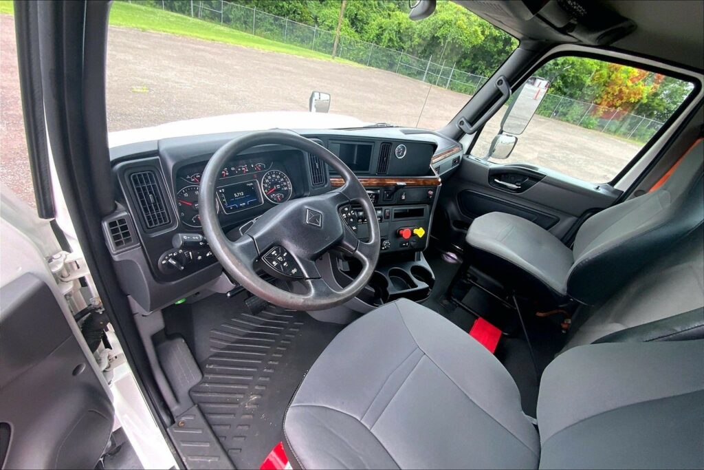2020 INT RH613 6×4 Day Cab