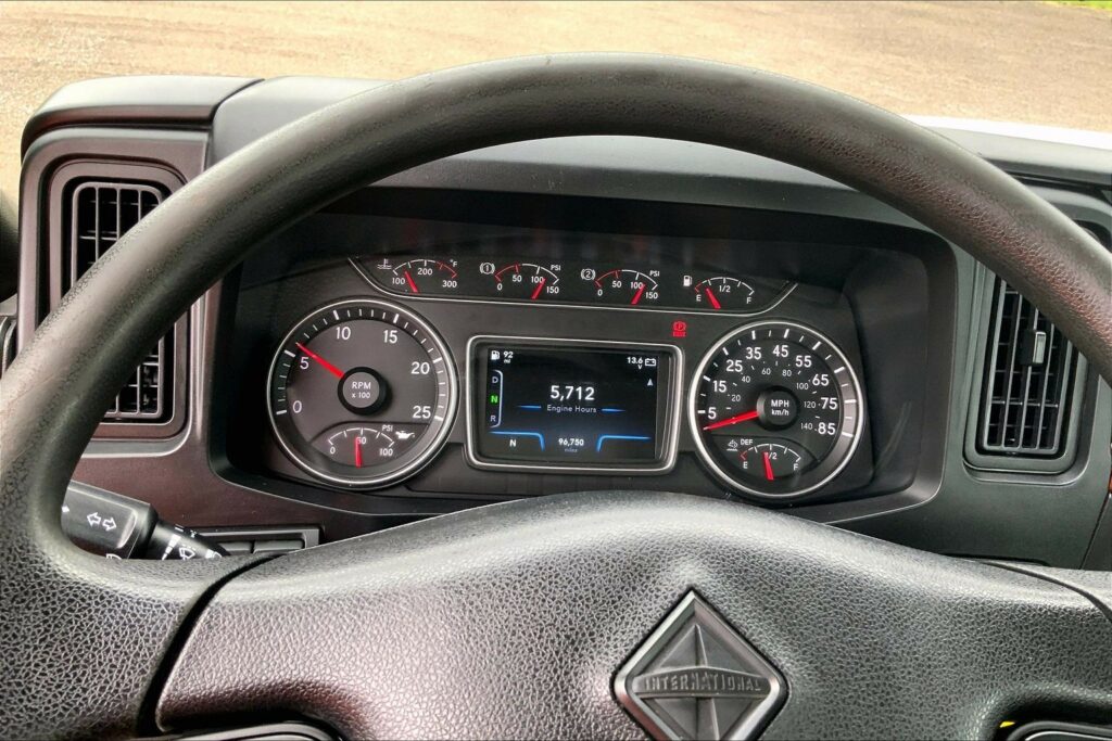 2020 INT RH613 6×4 Day Cab