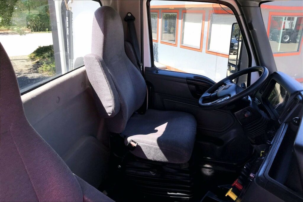 2021 CUM LT625 6×4 Day Cab