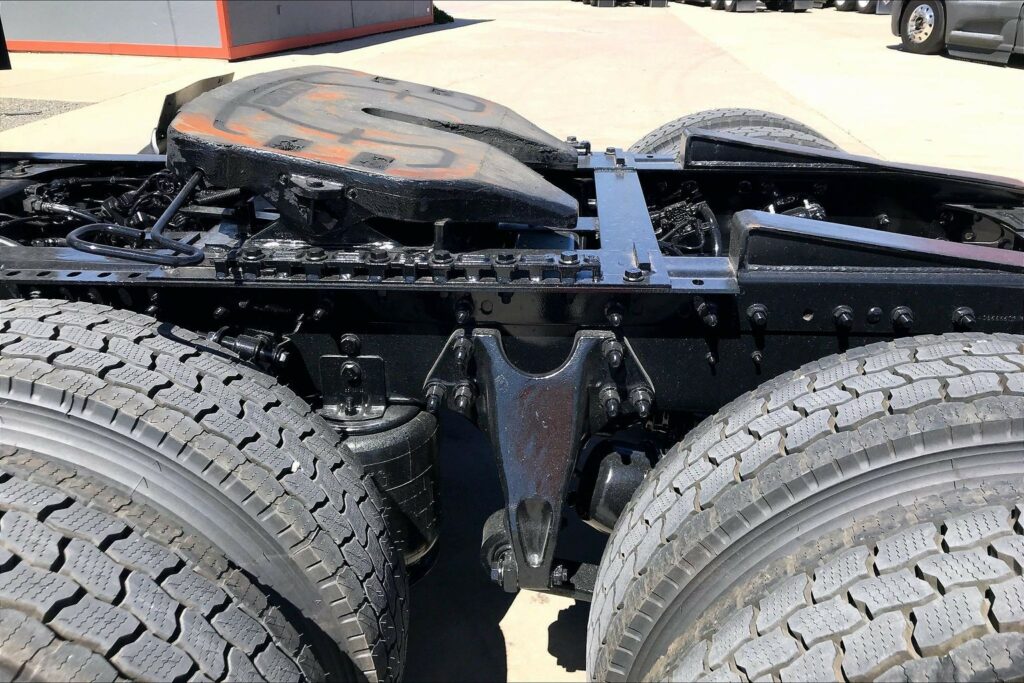 2021 CUM LT625 6×4 Day Cab
