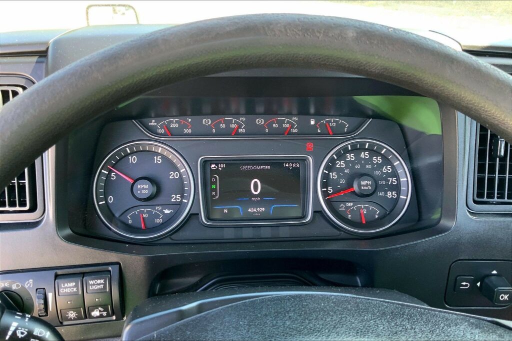 2021 CUM LT625 6×4 Day Cab