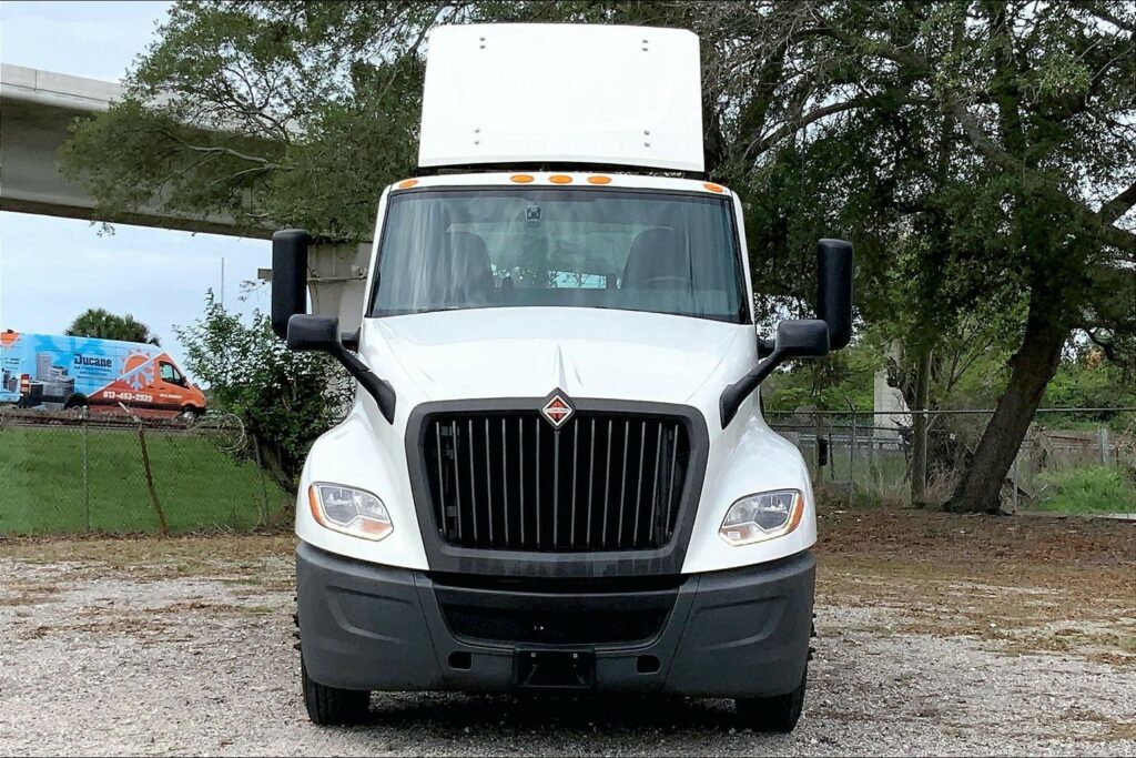 2021 CUM LT625 6×4 Day Cab