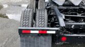 2022 CUM LT625 6×4 Sleeper