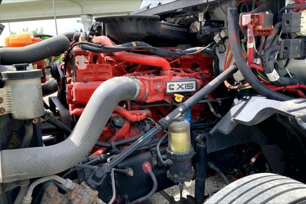 2021 CUM LT625 6×4 Day Cab