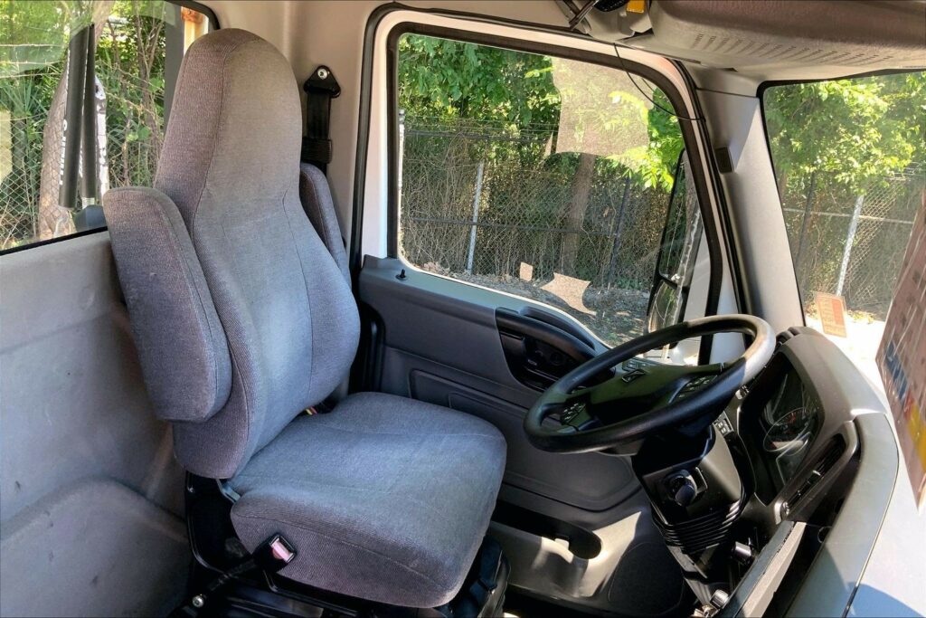 2021 CUM LT625 6×4 Day Cab