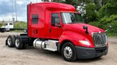 2021 CUM LT625 6×4 Sleeper