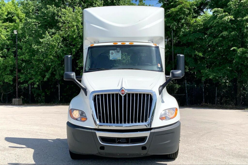 2021 CUM LT625 6×4 Day Cab