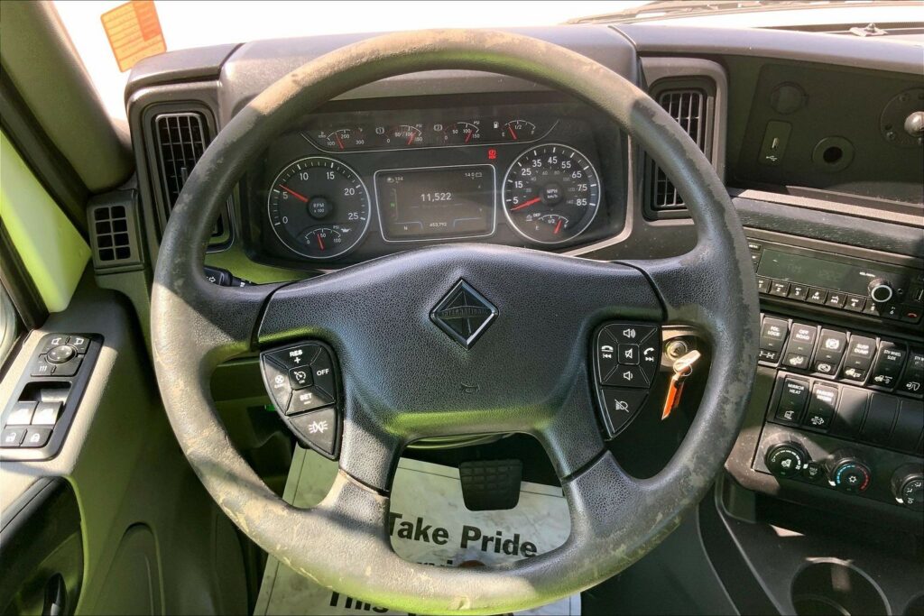 2021 CUM LT625 6×4 Day Cab