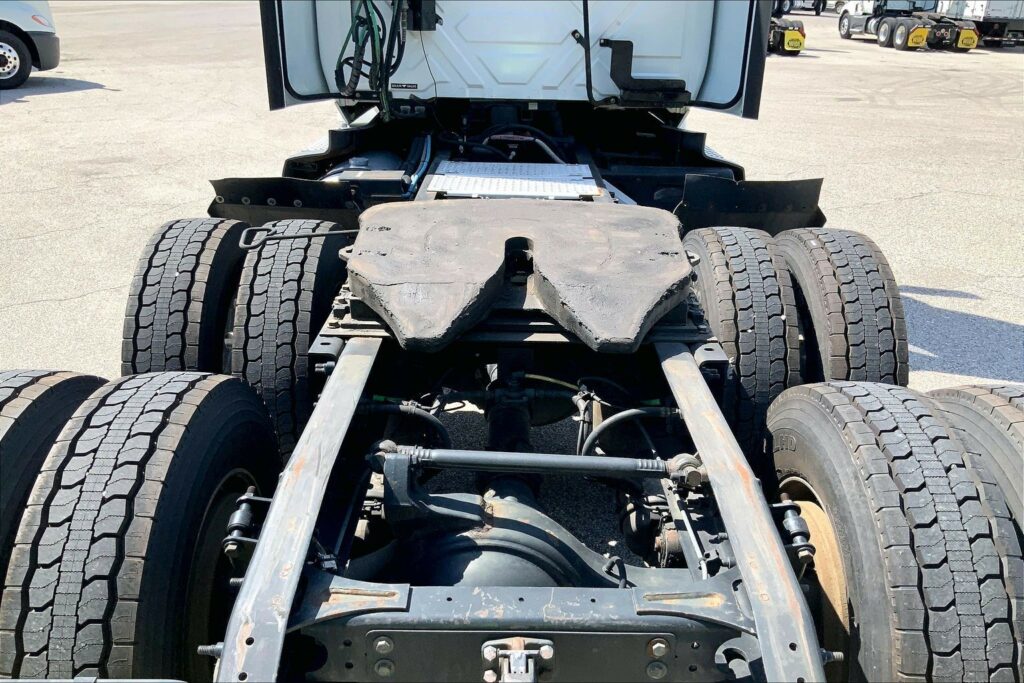 2021 CUM LT625 6×4 Day Cab