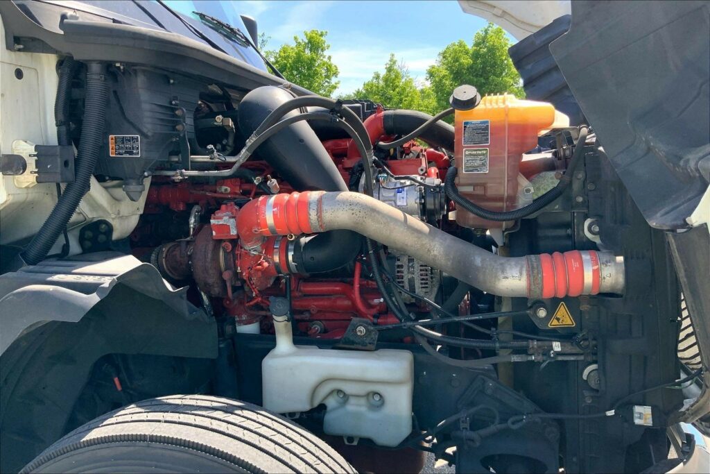 2021 CUM LT625 6×4 Day Cab