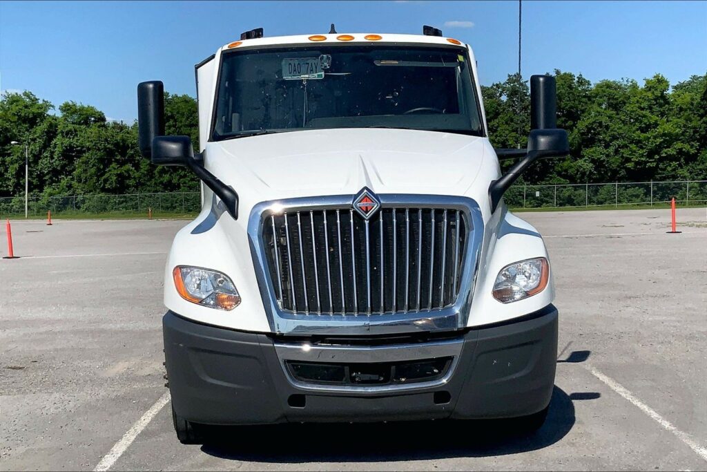 2021 CUM LT625 6×4 Day Cab