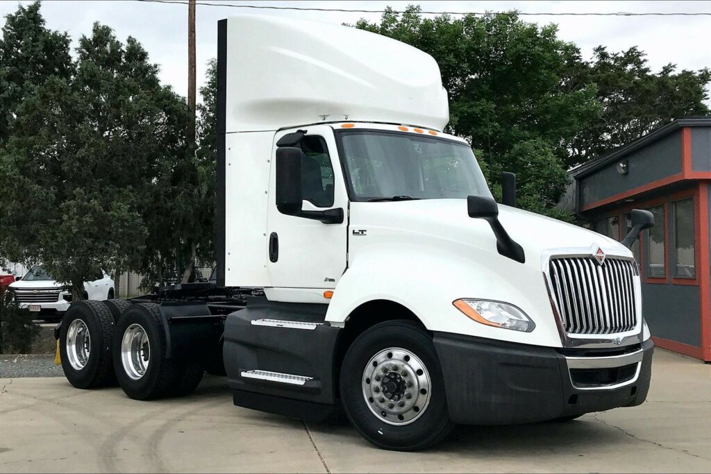 2021 INT LT625 6×4 Day Cab