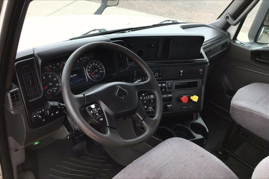 2021 INT LT625 6×4 Day Cab