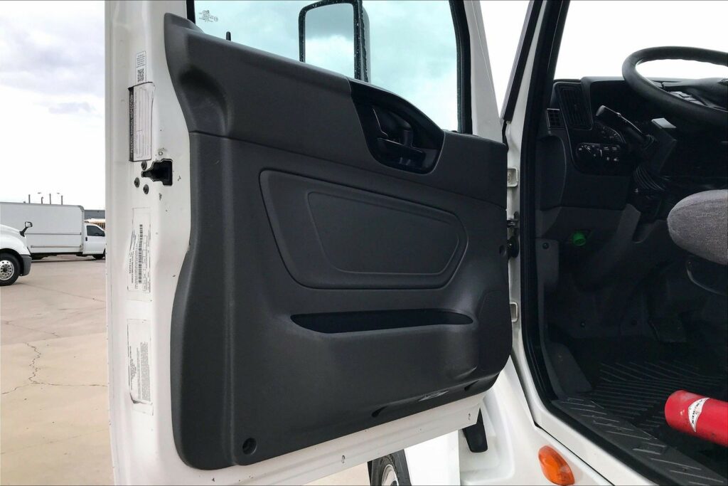 2021 INT LT625 6×4 Day Cab
