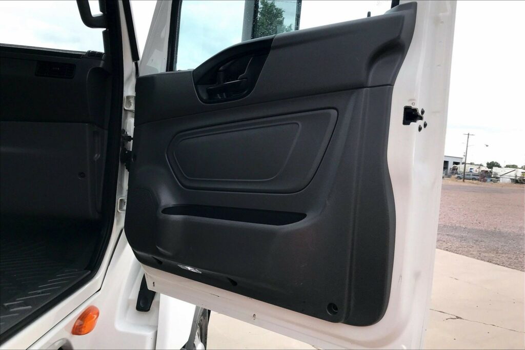 2021 INT LT625 6×4 Day Cab