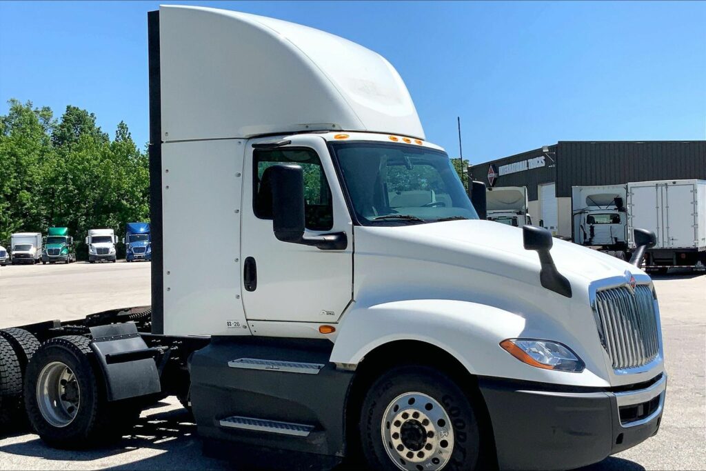 2021 INT LT625 6×4 Day Cab