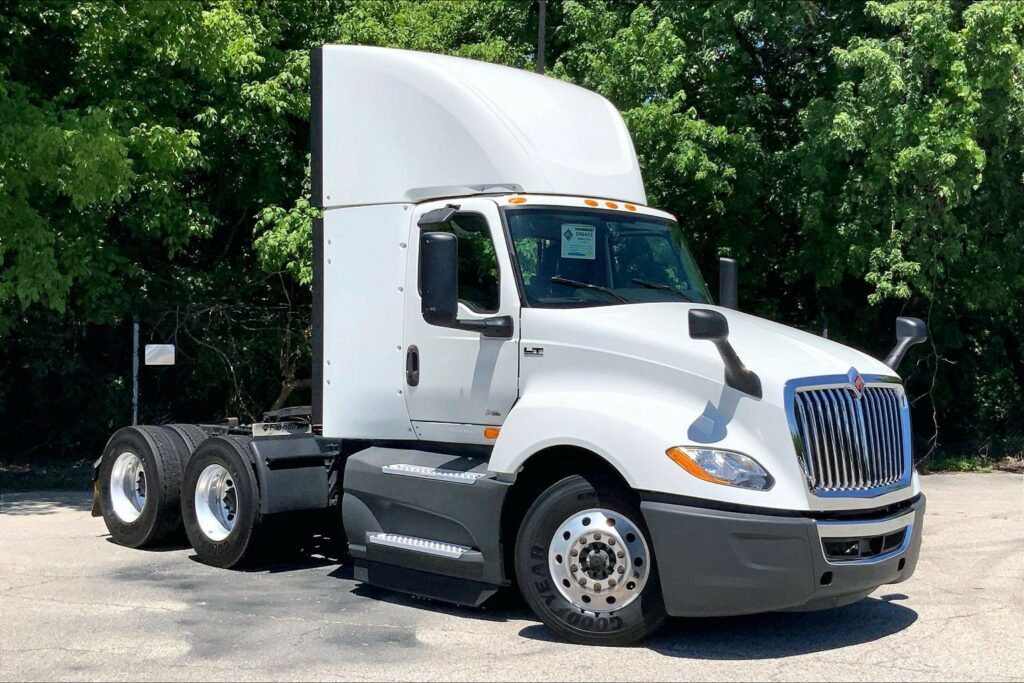 2021 INT LT625 6×4 Day Cab