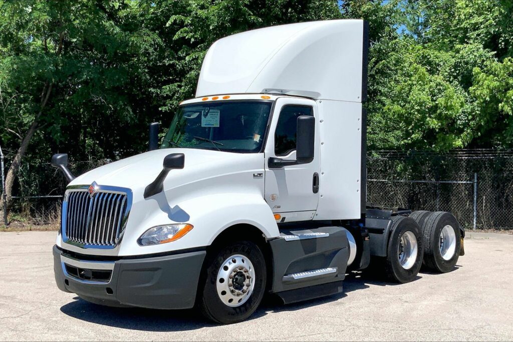 2021 INT LT625 6×4 Day Cab